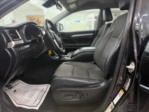 2019 Toyota Highlander LE Plus