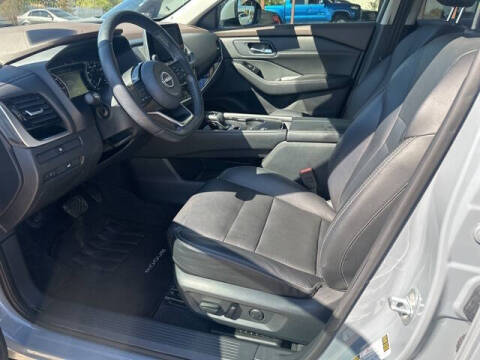 2022 Nissan Rogue SL