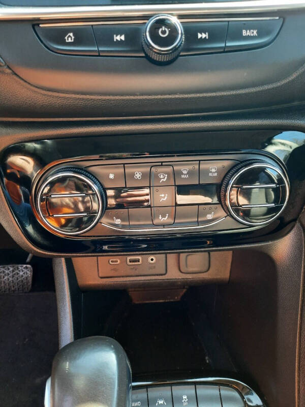 2020 Buick Encore GX Select