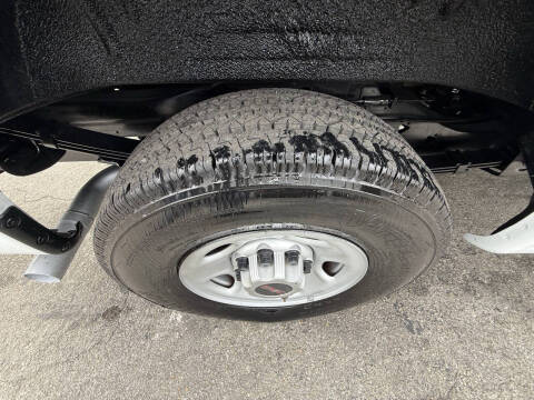 2021 GMC Savana 2500