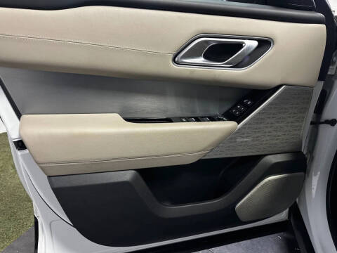 2019 Land Rover Range Rover Velar P250 R-Dynamic SE