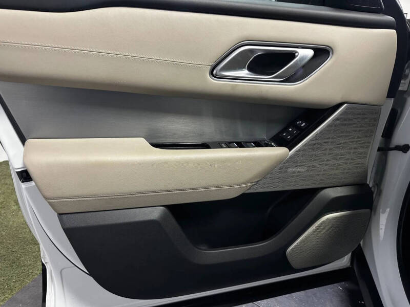 2019 Land Rover Range Rover Velar P250 R-Dynamic SE