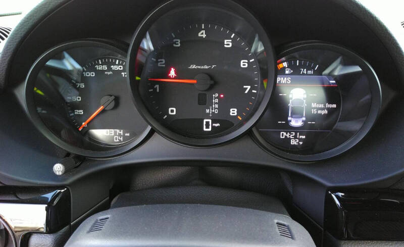 2023 Porsche 718 Boxster T