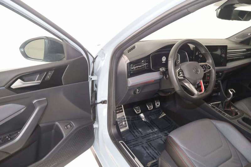 2025 Volkswagen Jetta GLI Autobahn