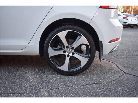 2020 Volkswagen Golf TSI