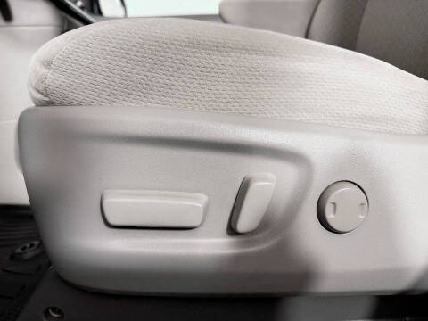 2017 Toyota Sienna LE 7-Passenger