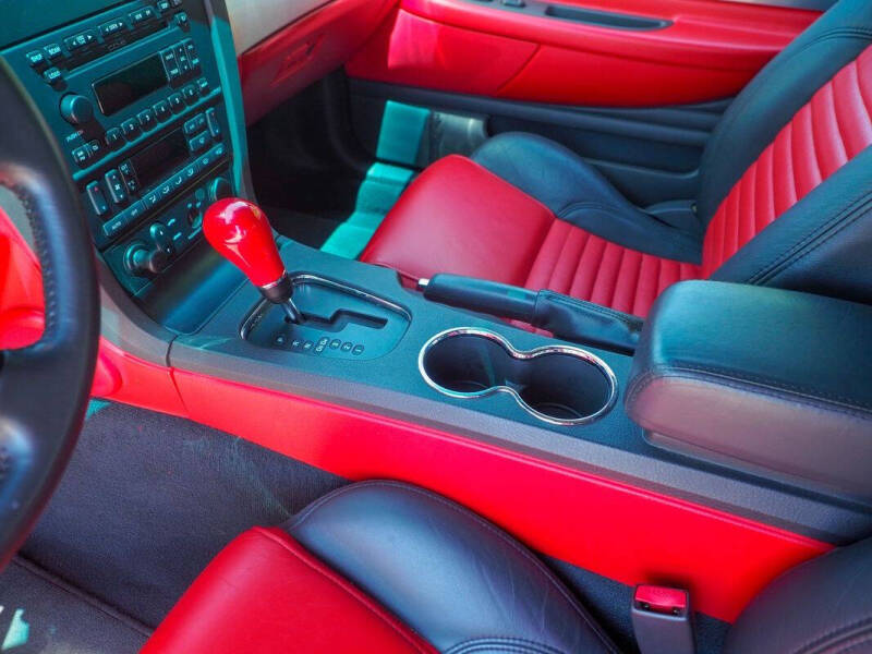 2002 Ford Thunderbird Deluxe