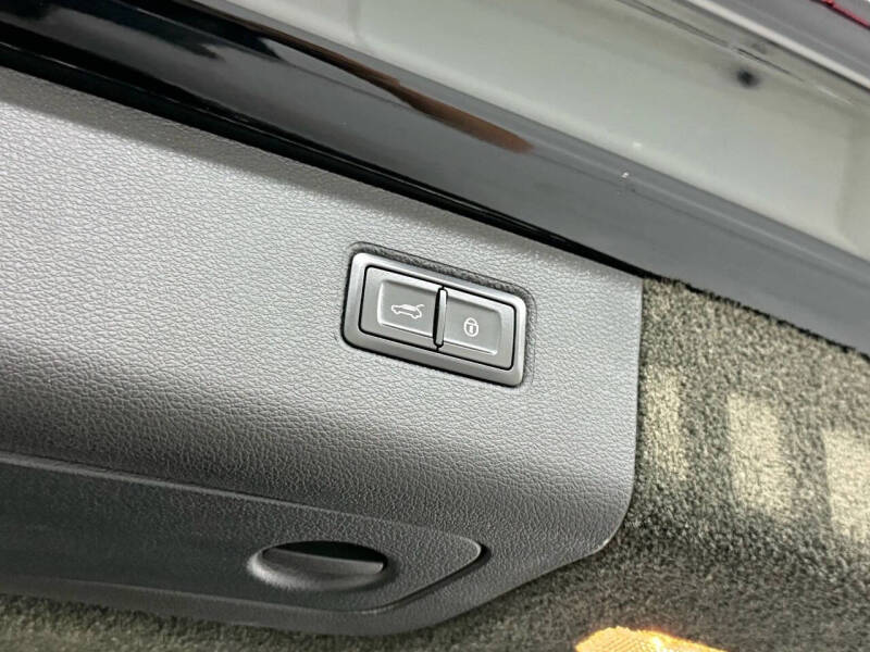 2019 Bentley Bentayga V8