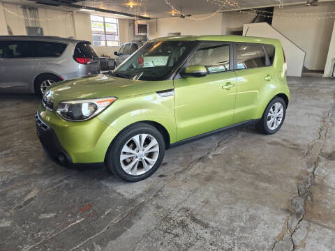 2014 Kia Soul +