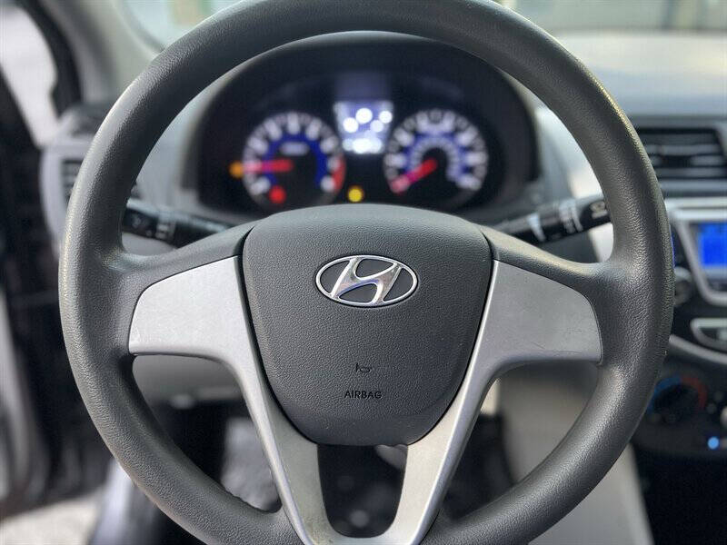 2014 Hyundai Accent GLS