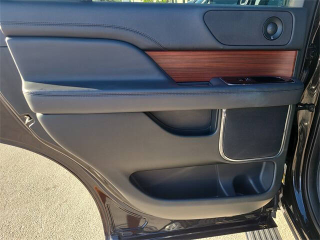 2024 Lincoln Navigator Premiere