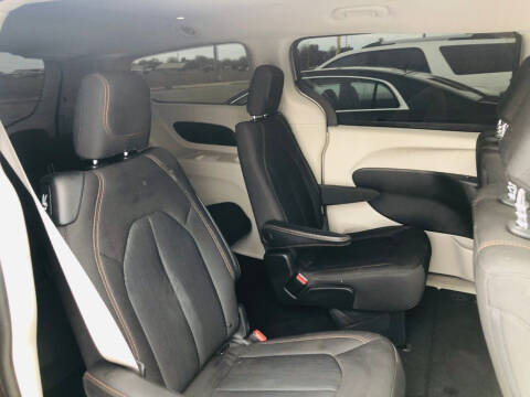 2017 Chrysler Pacifica Touring