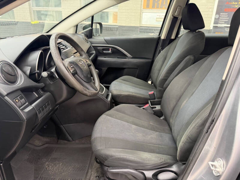 2015 Mazda MAZDA5 Sport
