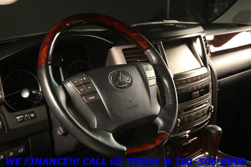 2011 Lexus LX 570