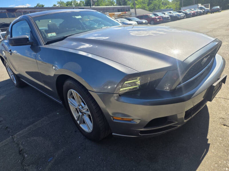 2014 Ford Mustang V6