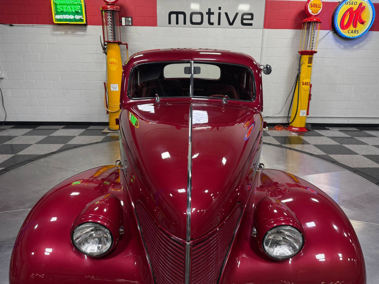 1939 Chevrolet Coupe 38