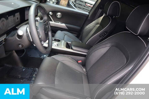 2025 Genesis GV60 Advanced