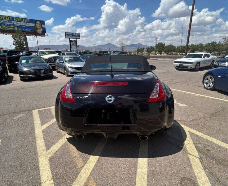 2012 Nissan 370Z Base photo 6