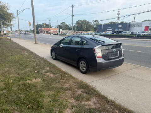 2010 Toyota Prius III