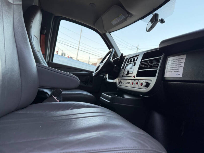 2014 Chevrolet Express 2500