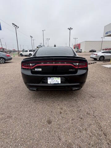 2015 Dodge Charger SXT