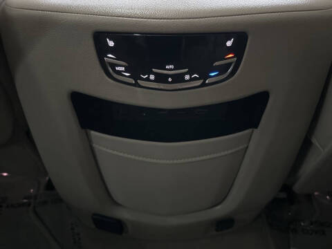 2018 Cadillac Escalade Luxury