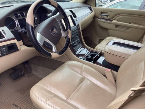 2013 Cadillac Escalade Premium