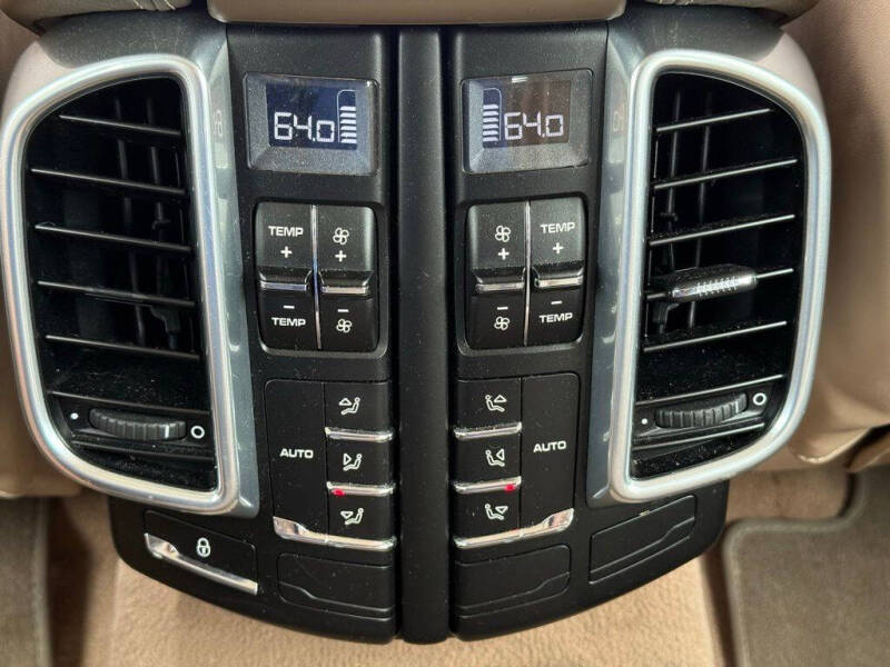 2012 Porsche Cayenne S
