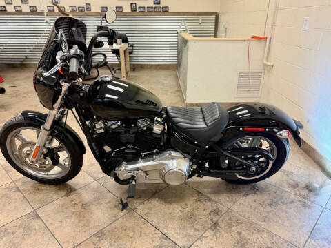 2022 Harley Davidson Softail Standard