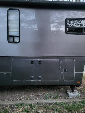 2012 Dynamax Trilogy