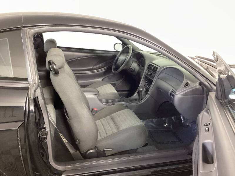 2001 Ford Mustang GT