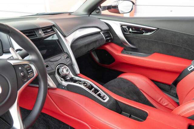 2018 Acura NSX 15