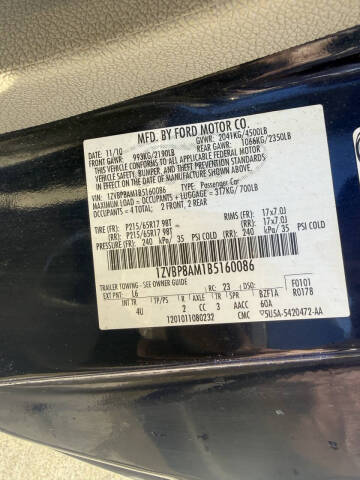 2011 Ford Mustang V6