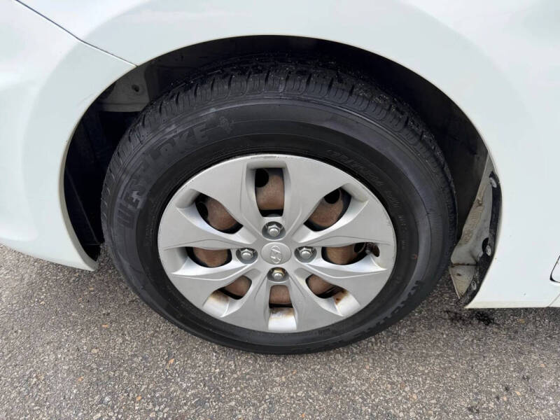 2016 Hyundai Accent SE