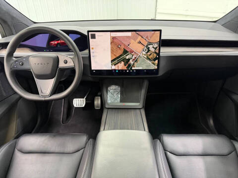 2023 Tesla Model X Standard Range