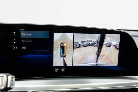 2024 Cadillac LYRIQ Luxury 3