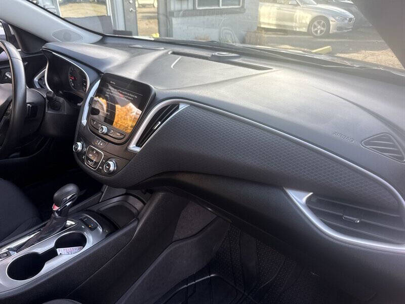 2024 Chevrolet Malibu RS