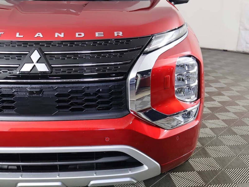 2025 Mitsubishi Outlander PHEV SEL