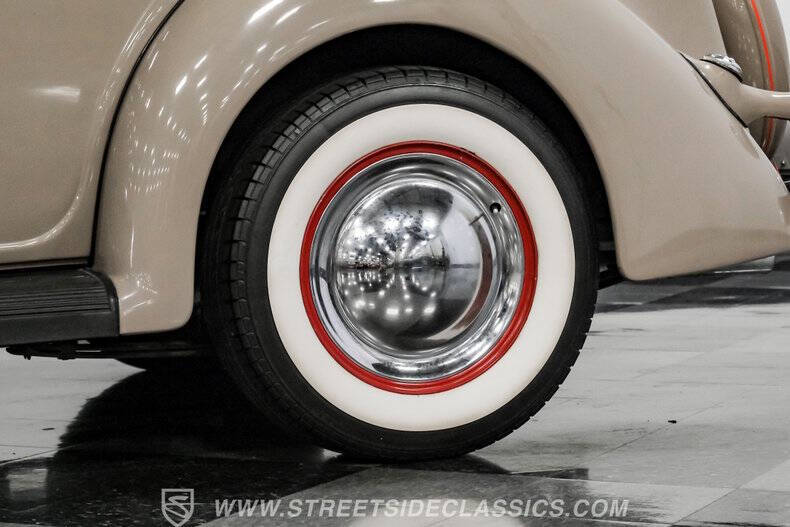 1936 Ford Tudor