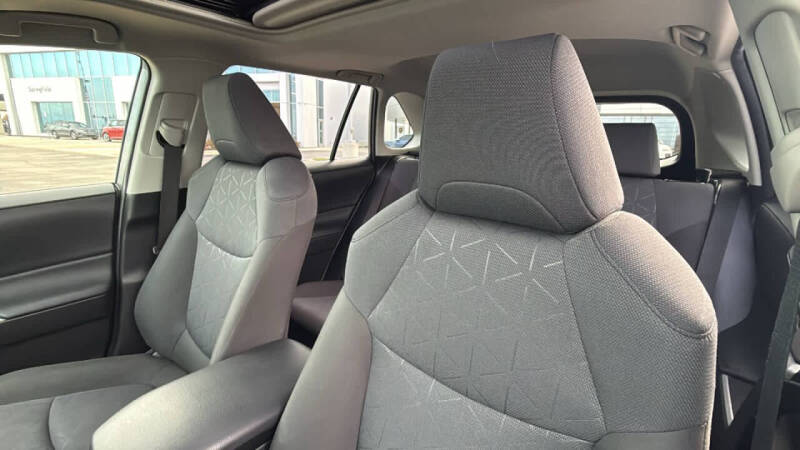 2020 Toyota RAV4 Hybrid XLE