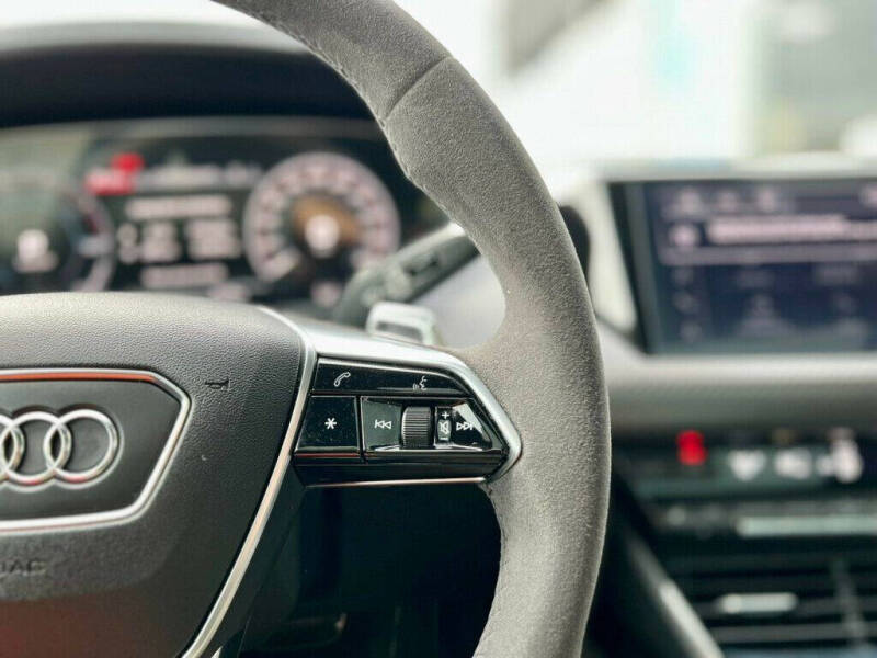 2022 Audi RS e-tron GT quattro