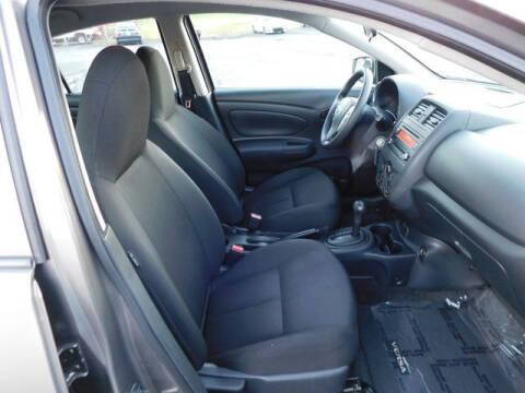 2017 Nissan Versa 1.6 S