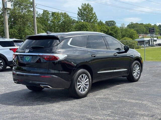2024 Buick Enclave Essence