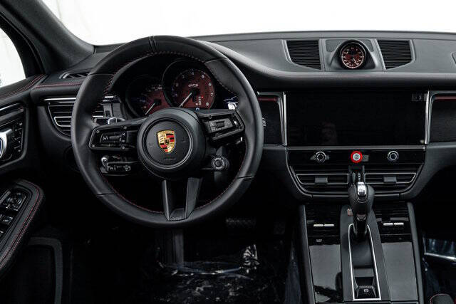 2026 Porsche Macan GTS