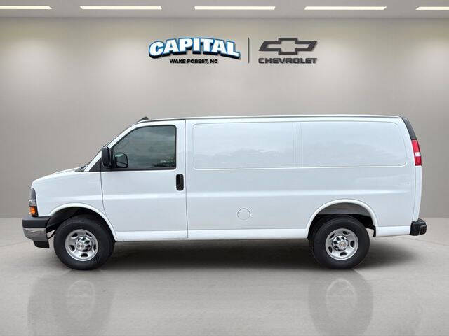 2025 Chevrolet Express 2500