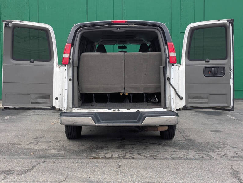 2018 GMC Savana LT 3500