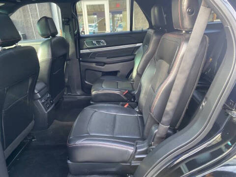 2017 Ford Explorer Sport