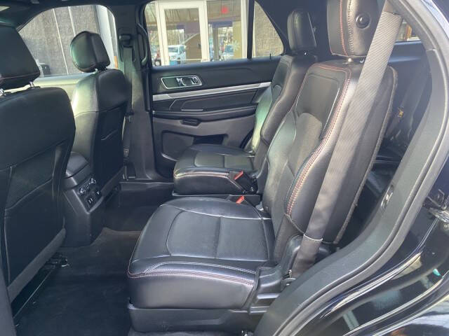 2017 Ford Explorer Sport