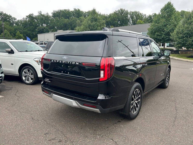 2025 Ford Expedition Platinum
