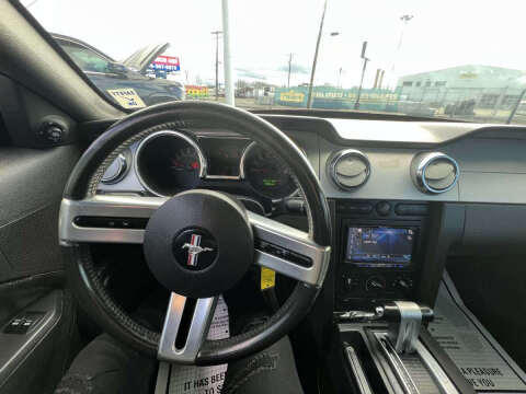 2006 Ford Mustang GT Deluxe